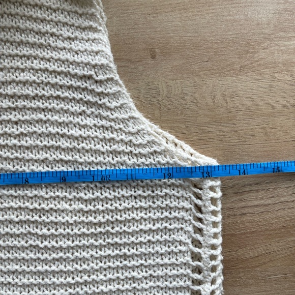 Billabong Sideways Love Sleeveless Turtleneck Sweater - Ivory - Size M - Picture 9 of 15